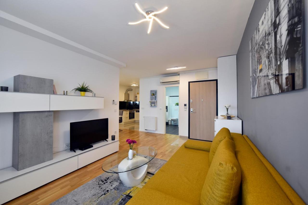 First Class Apartment, Free Parking Загреб Екстериор снимка